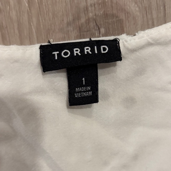 Torrid White Eyelet Sleeveless Top - Picture 2 of 3